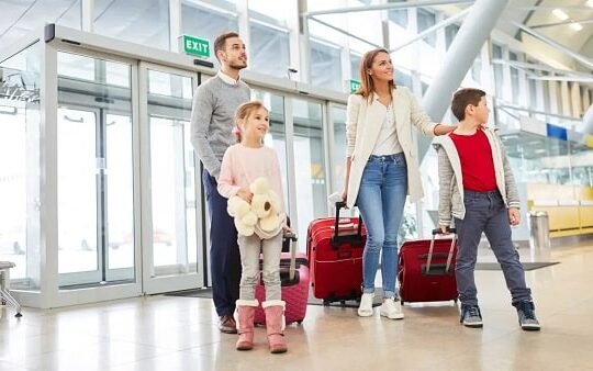 Departure Meet & Assist for family with Lounge Access- T3